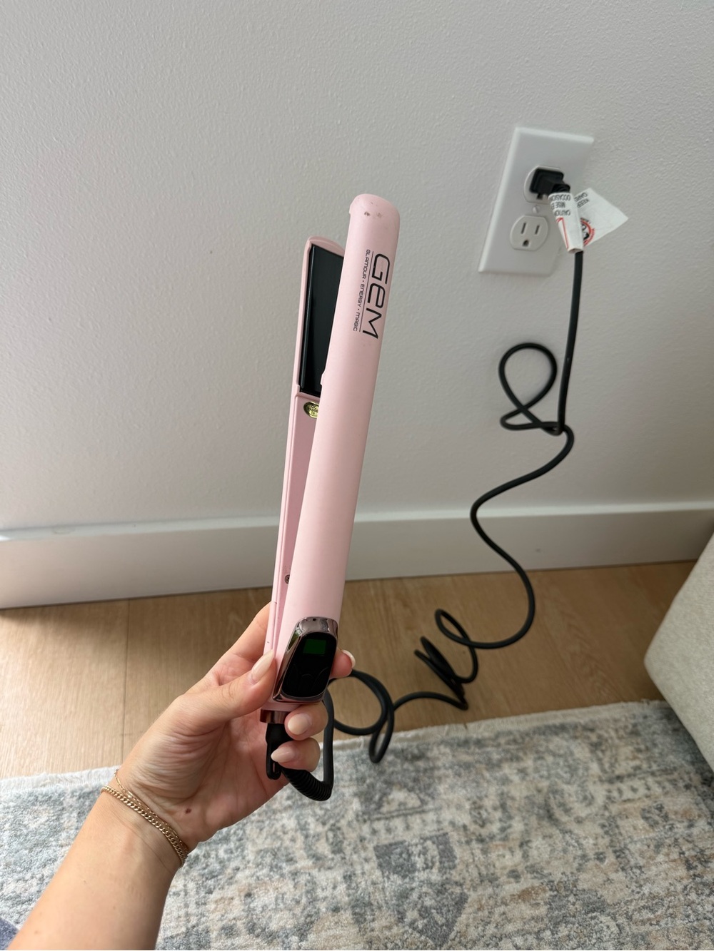 Pink Ceramic Hair Straightener - Professional Flat Iron
